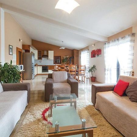 Mediterranean Stylish Villa With Pool In Kastel Stari Kaštela Exterior foto